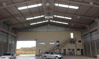 Imagem 3: Pólo Industrial Cabiúnas, Vendo, Galpão Área total de 2.500 m2, com pátio, Macaé/RJ