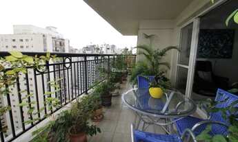 Imagem 1: Ótimo apartamento em Moema Pássaros - 4 dormitórios, sendo 1 suíte, 3 vagas. Prédio modern