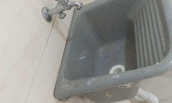 Imagem 2: Um cômodo grande com banheiro individual,e lavanderia independente