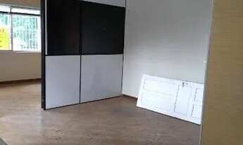 Imagem 2: SALA - CENTRO Galpão / depósito com aluguel por R$1.800 /mês