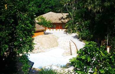 Imagem 3: Casa para venda com 326 metros quadrados com 3 quartos em Monte Oliveti - Guapimirim - RJ