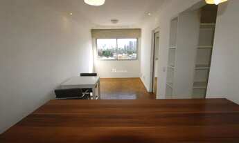 Imagem 2: Lindo apartamento REFORMADO! 50M²., 1 amplo dormitório e 1 vaga de garagem