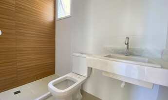 Imagem 4: Prédio novo na quadra do mar