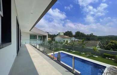 Imagem 2: Casa em Condomínio para Venda em Cotia, Granja Viana, 4 dormitórios, 4 suítes, 6 banheiros