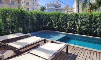 Imagem 3: Imóvel de alto padrão, 2 dormitórios sendo 1 suíte, sacada com churrasqueira, todo mobilia