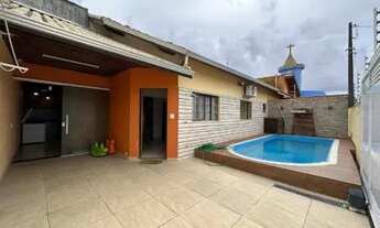 Imagem: Casa no bairro Tupy, possui 3 quartos, piscina