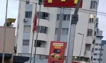 Imagem: DIVIDO AP CRICIUMA CENTRO P 1 RAPAZ