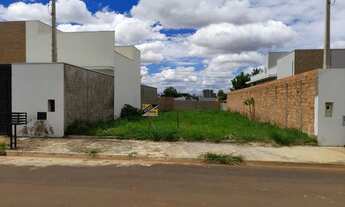 Imagem: Venda de Terreno / Residencial na cidade