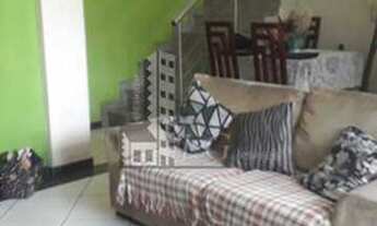 Imagem 6: Casa triplex com varanda frente de rua