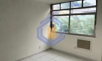 Imagem 6: Apartamento para aluguel possui 52 metros quadrados com 2 quartos em Santa Rosa - Niterói