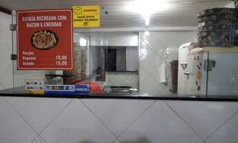 Imagem 4: Casa Alcindo Cacela com Ponto comercial