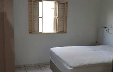 Imagem 5: Casa para venda com 80 metros quadrados com 3 quartos em Centro - Varginha - MG