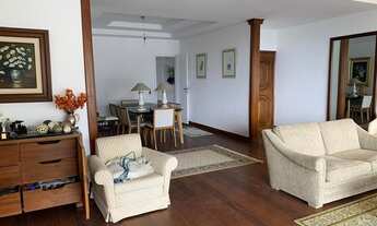 Imagem 5: Amplo apartamento com vista para o Mar e verde