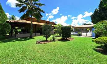 Imagem 2: Casa de condomínio térrea para venda tem 350 metros quadrados com 4 quartos