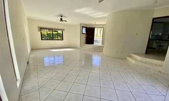 Imagem 5: Casa em Condomínio Fechado, 197m² para locação por R$4.500,00. São 3 quartos sendo 01 suít