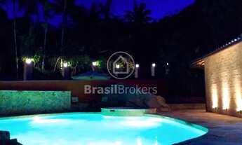 Imagem 2: Casa para venda com 326 metros quadrados com 3 quartos em Monte Oliveti - Guapimirim - RJ