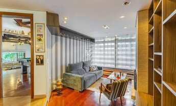 Imagem 3: Casa com 4 dormitórios, sendo 2 suítes e 6 vagas de garagem no Santo Inácio