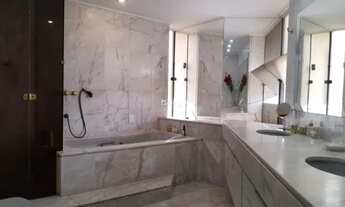 Imagem 7: Amplo e espaçoso apartamento no melhor de Moema Pássaros. 4 dormitórios, 4 vagas de garage