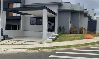 Imagem: Casa de Esquina no Condomínio Vila Rica