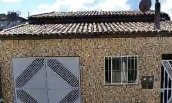 Imagem: Itapetinga. Duas casas. Bairro Clodoaldo