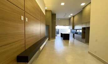 Imagem 2: Maravilhosa casa terrea no condominio Royal Garden em Paulinia-sp