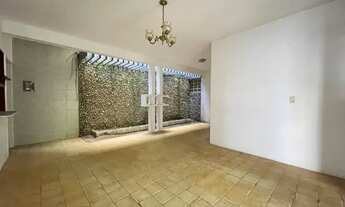 Imagem 4: Casa com 375m2, perto da av Rogaciano Leite e Câmara Municipal