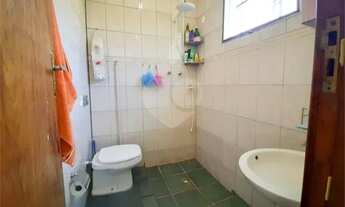 Imagem 4: Casa à venda em Vinhedo/SP em terreno com 2 casas