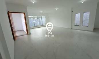 Imagem 5: Casa de 360m² com acabamento de alto padrão à venda