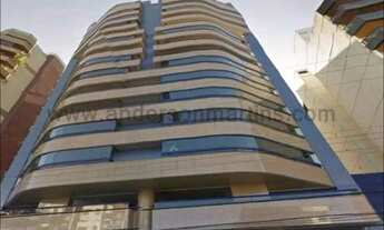 Imagem: Apartamento de alto luxo com 4 quartos