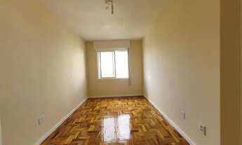 Imagem 2: PORTO ALEGRE - Apartamento Padrão - Passo da Areia