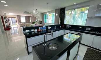 Imagem 6: Casa de condomínio para aluguel e venda com 680 metros quadrados com 5 quartos