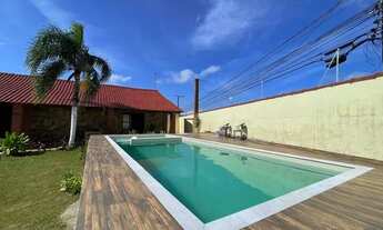 Imagem: Casa ampla a venda na praia, possui área