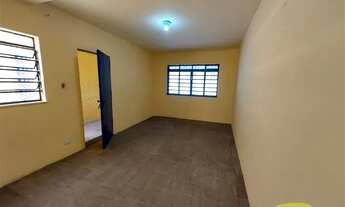 Imagem: Sao Paulo - Casa Padrão - Jardim Aeroporto