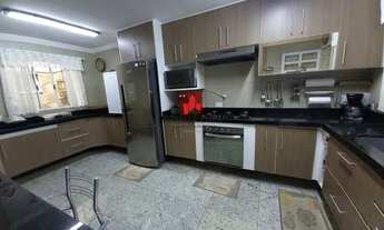 Imagem 6: Sobrado frontal na região da Vila Granada - Penha