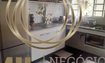 Imagem 2: LL - RA Amil: Aluga-se casa/terreno no centro, para fins residencial ou comercial