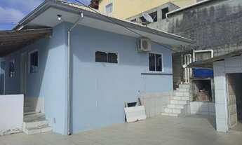 Imagem: Bela casa no bairro Bom viver em biguacu