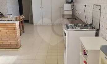 Imagem 2: Casa térrea à venda no centro de Vinhedo/SP