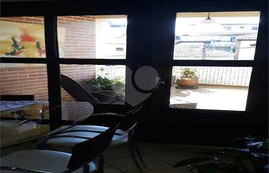 Imagem 5: BELÍSSIMO SOBRADO COM 03 DORMITÓRIOS, SUITE, 04 VAGAS, 04 BANHEIROS PARA LOCAÇÃO NO CHORA