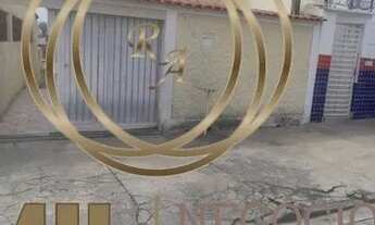 Imagem: LL - RA Amil Aluga-se casa/terreno no centro