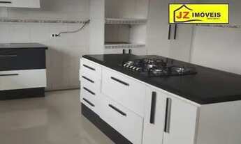 Imagem 7: Casa para aluguel e venda possui 5 dormitórios em São Roque - SP