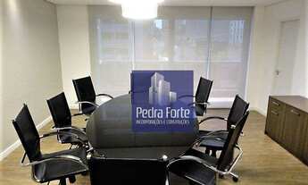 Imagem 3: Conjunto comercial ao lado do metrô