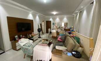 Imagem 2: Apartamento com aprox 105 m2 no bairro Esplanadinha por apenas 240 mil