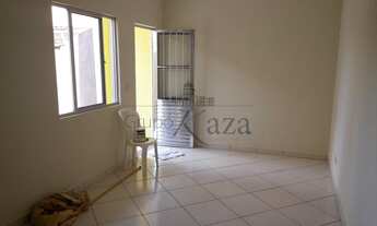 Imagem 6: Sobrado para venda possui 250 metros quadrados com 6 quartos