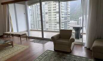 Imagem 4: Amplo apartamento com vista para o Mar e verde