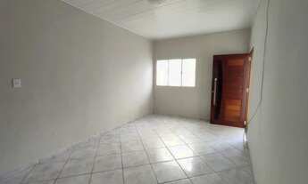 Imagem 3: CASA AMPLA!! 4 QUARTOS!! 2 WCS!! PROX.GALERIA ANTARES 1.800,00