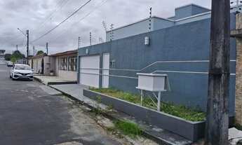 Imagem 2: Casa para venda tem 210 metros quadrados com 4 quartos em Lírio do Vale - Manaus - AM