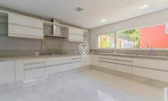 Imagem 3: Casa a venda com 04 dormitórios, 03 suítes, com quintal - Santo Inácio