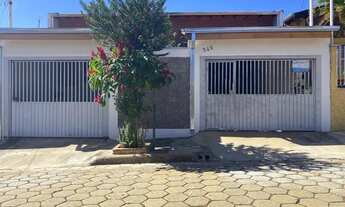 Imagem: Casa espaçosa a venda no Centro de Tatuí/SP