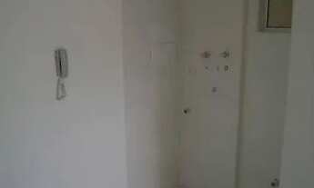 Imagem 7: Apartamento com 2 dormitórios para alugar, 49 m² por R$ 1.085,00 - Santa Cândida - Curitib