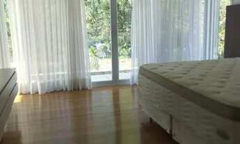 Imagem 2: Casa de condomínio para aluguel e venda possui 1200 metros quadrados com 4 quartos